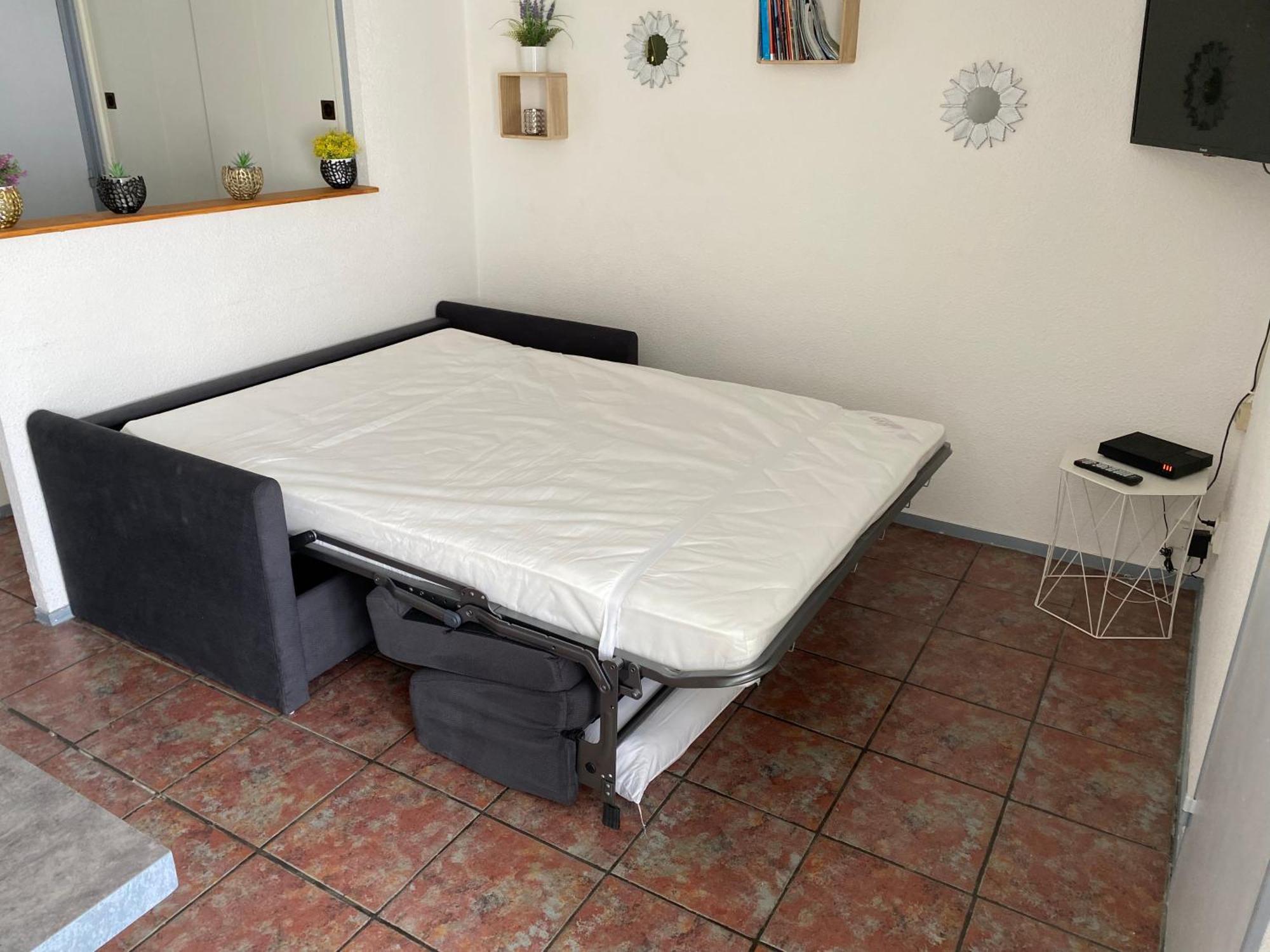Appartement Sur Le Port De Груисан Екстериор снимка